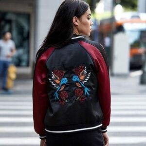 Bomber jacket. Embroidery birds on back 🐦